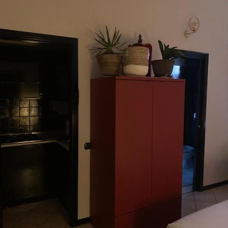 Mood-Garibaldi Apartment ปาเวีย ภายนอก รูปภาพ